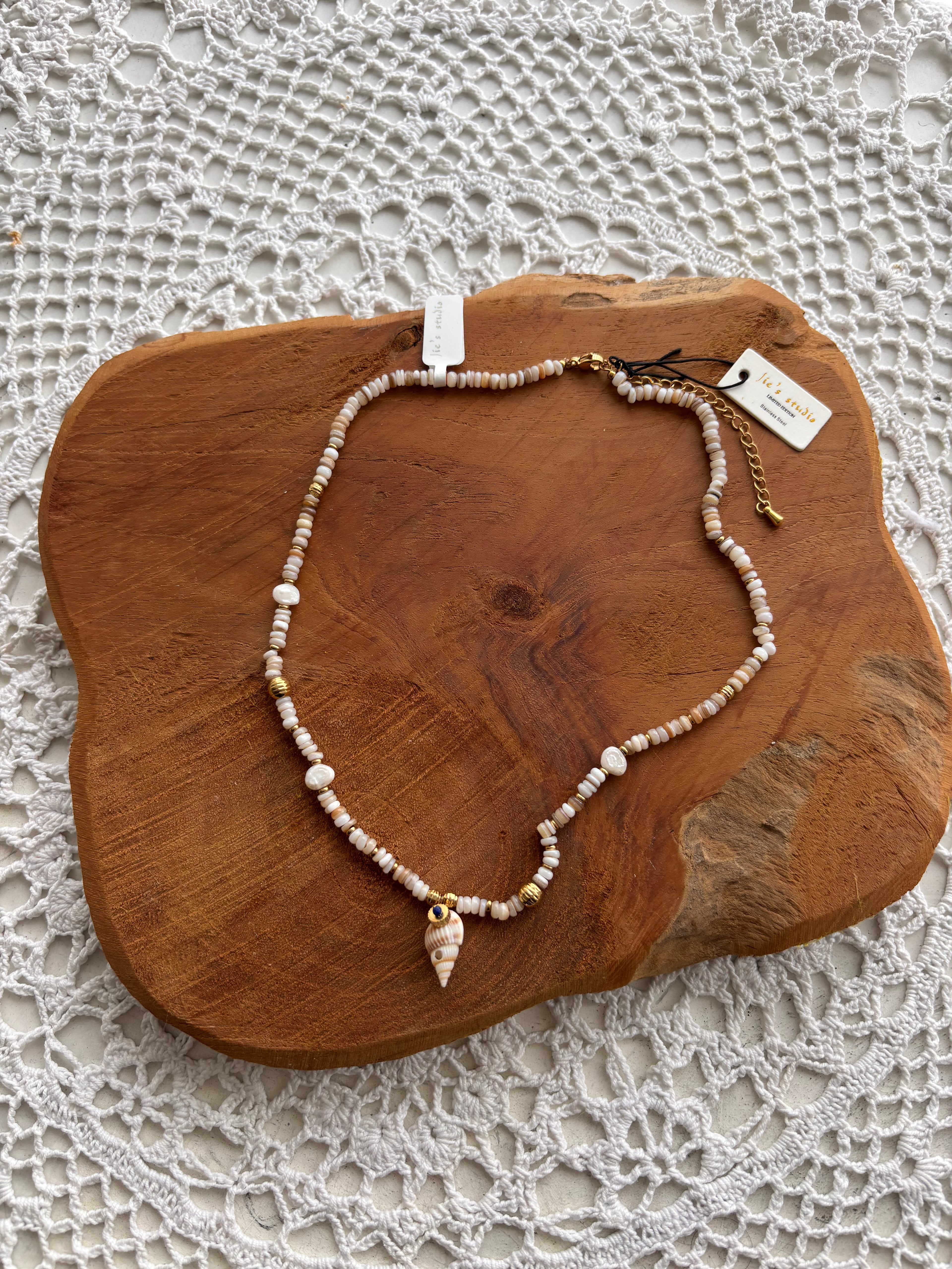 Ketting met schelp