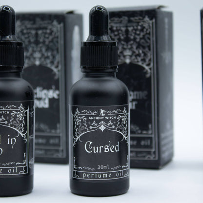 3x Geparfumeerde olie van Ancient Witch - Vervloekt