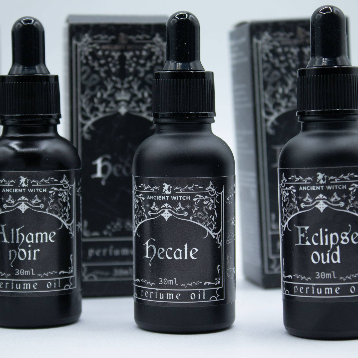 3x geparfumeerde olie van Ancient Witch - Hécate