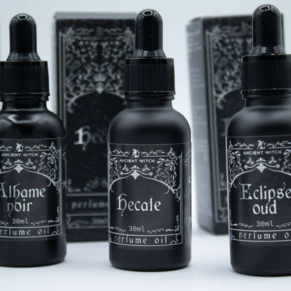 3x geparfumeerde olie van Ancient Witch - Hécate