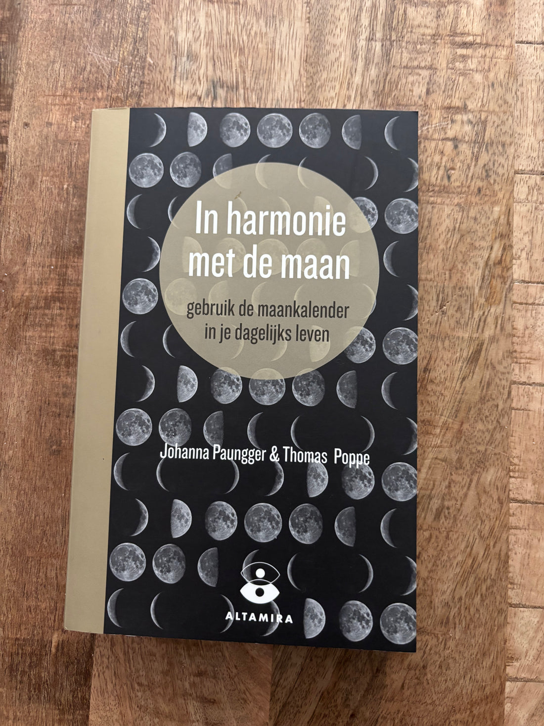 2e hands- In harmonie met de maan