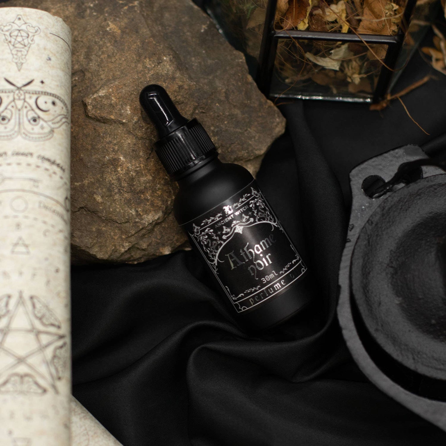 3x Geparfumeerde olie van Ancient Witch - Athame Noir