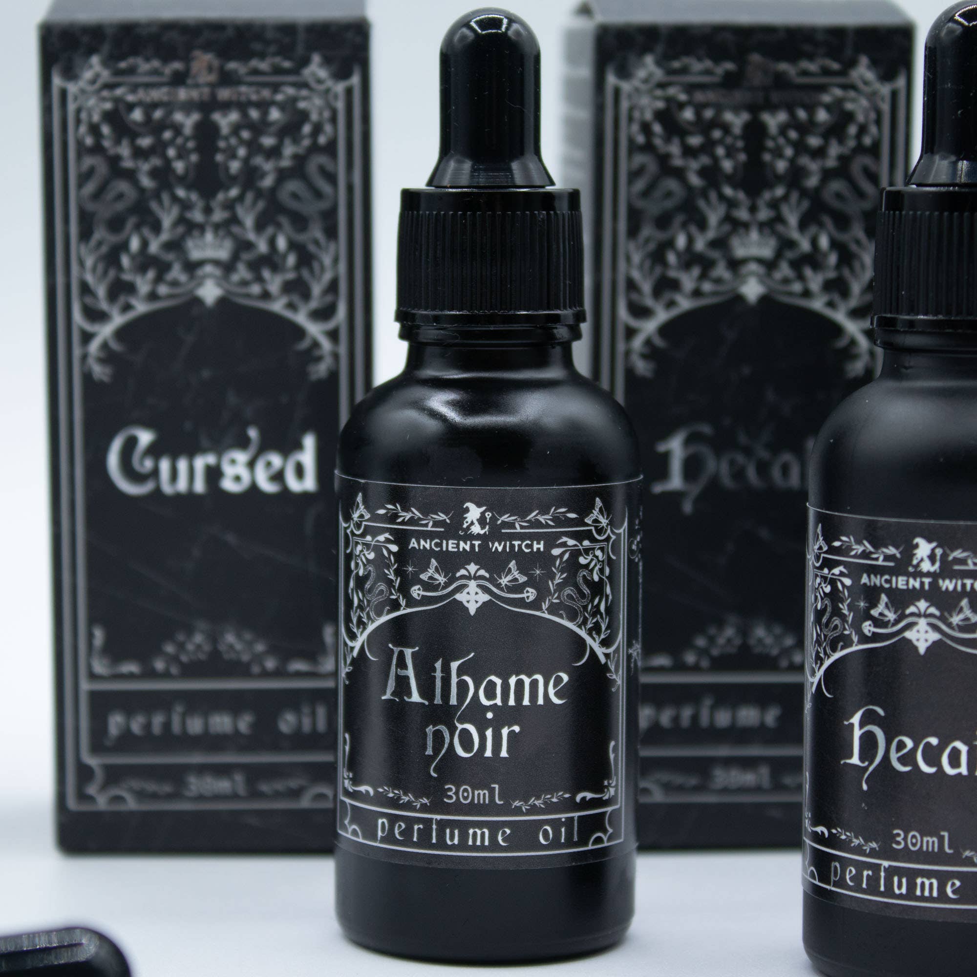 3x Geparfumeerde olie van Ancient Witch - Athame Noir
